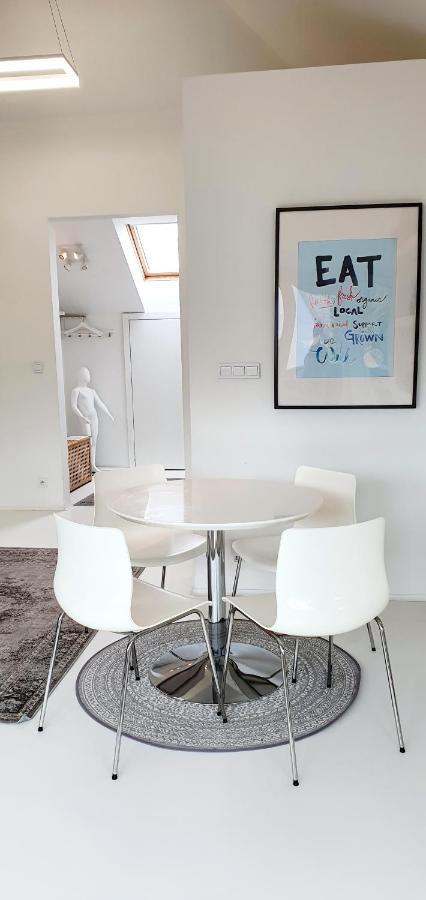 Loft 85 M2 Wilanow Krolewski Self Checkin Warsaw Ngoại thất bức ảnh